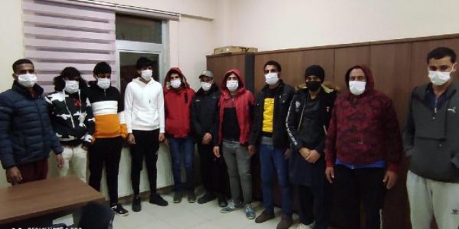 Darıca'da göçmen kaçakçıları yakalandı