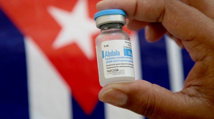 Bir ülke daha Küba'nın aşısını aldı