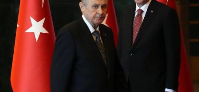 Bahçeli, Saray'la arasındaki ambargoyu tamamen kaldırdı