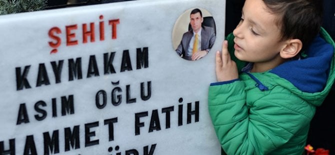 Şehit Kaymakam Safitürk, mezarı başında anıldı