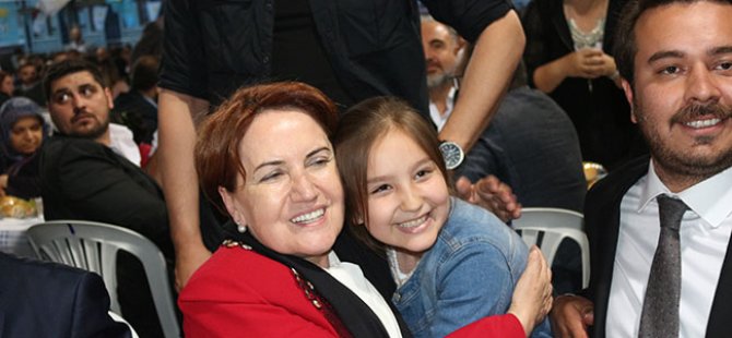 Akşener, Ankara milletvekili adaylarını tanıttı