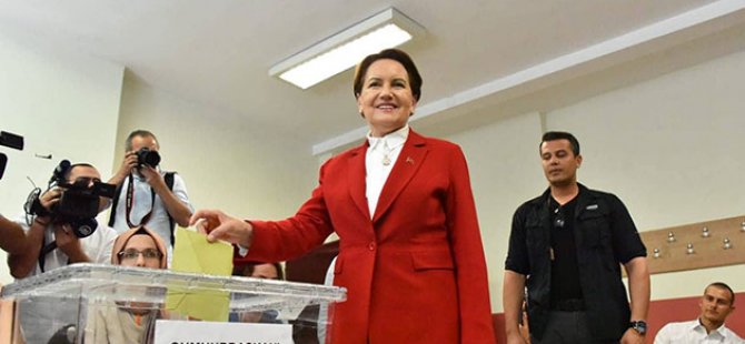 Akşener oyunu kullandı