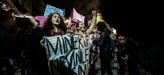 Kadınlar İstiklal Caddesi'nde yürüdü