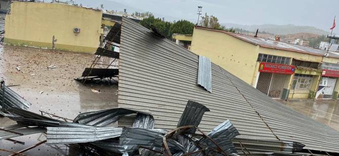 Antalya Kumluca'da kuvvetli rüzgar ve dolu can aldı