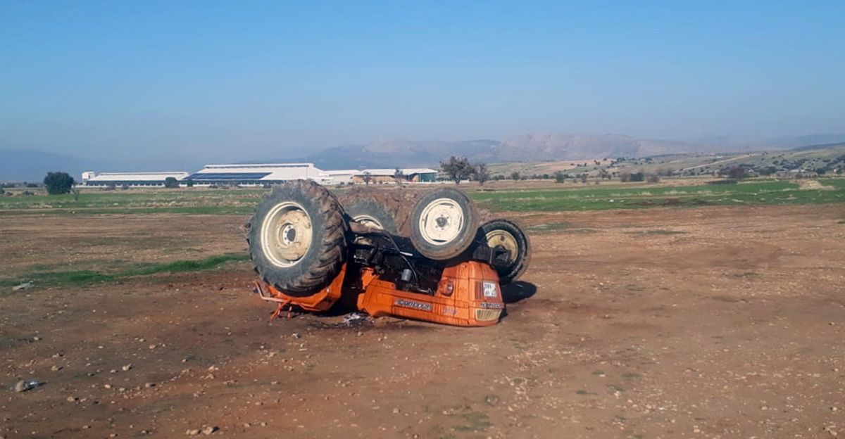 Antalya'da traktörle drift yaptılar. 3 yaralı