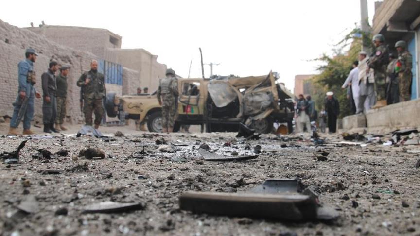 Afganistan'da bomba yüklü araçla terör saldırısı