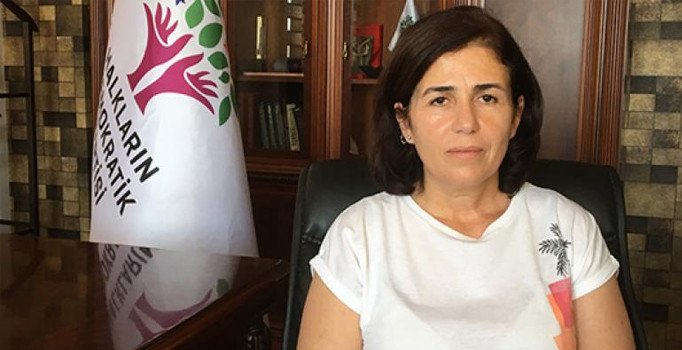HDP'li eski Sur Belediye Başkanına 7 yıl 6 ay hapis cezası