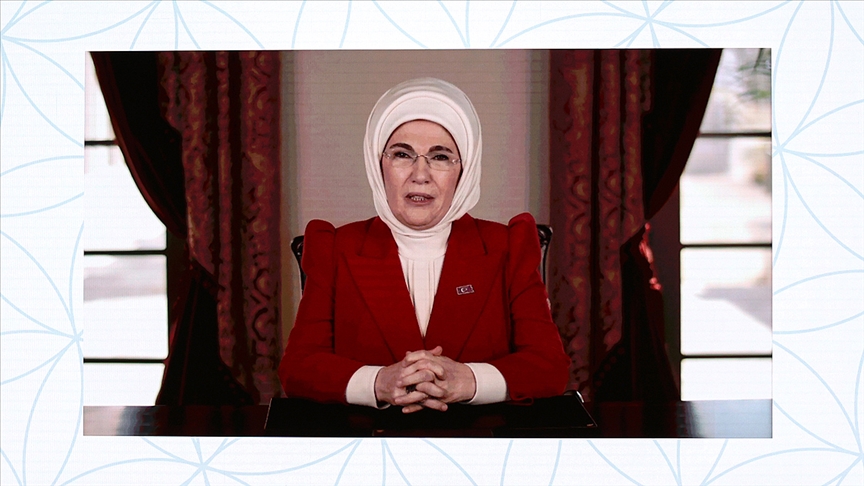 Emine Erdoğan Güçlü Türkiye'nin Güçlü Kadınları Zirvesi'nde konuştu