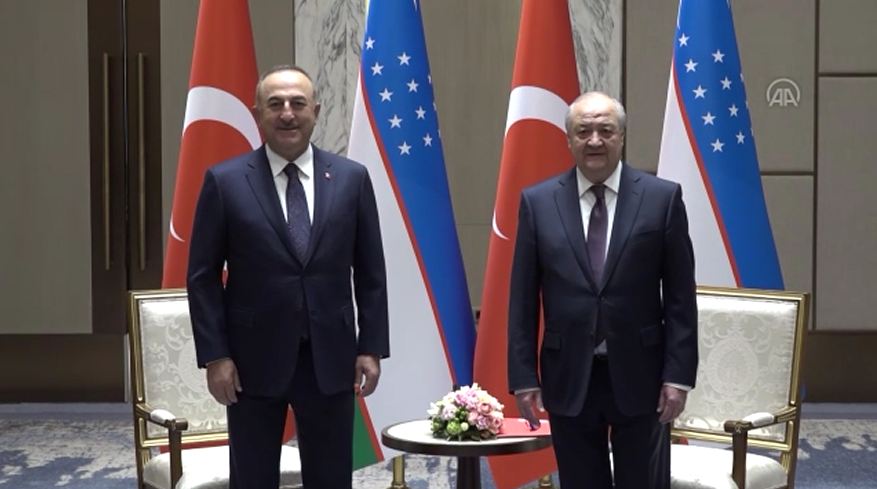 Çavuşoğlu Özbekistanlı mevkidaşıyla görüştü
