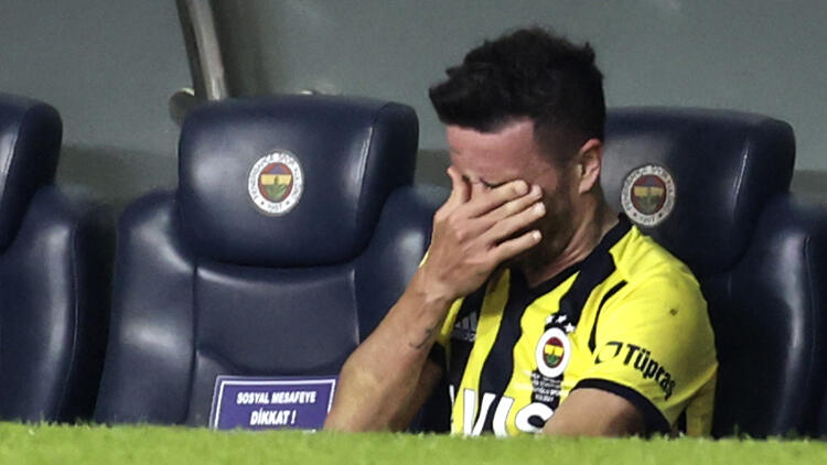 Fenerbahçe'de derbi öncesi Gökhan Gönül şoku