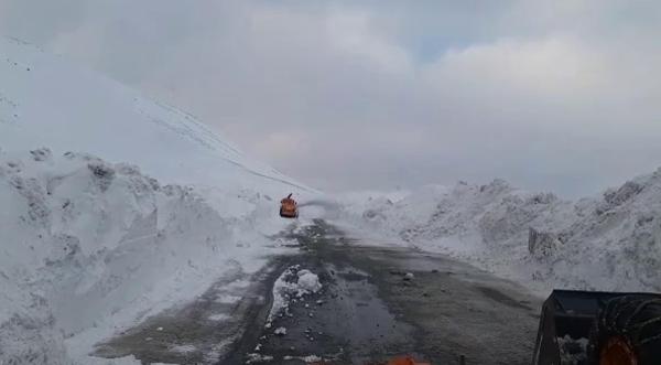 Ağrı-Kars Karayolu ulaşıma kapandı