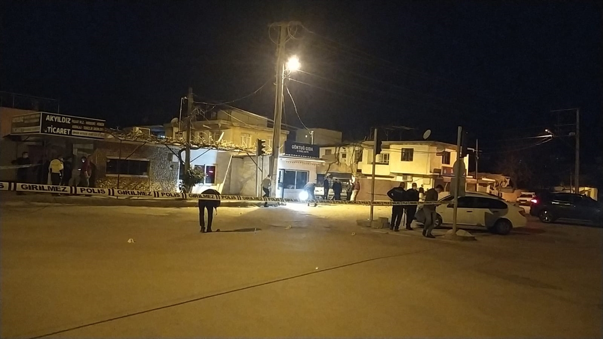 Adana'da sıcak saatler. 1 polis yaralandı