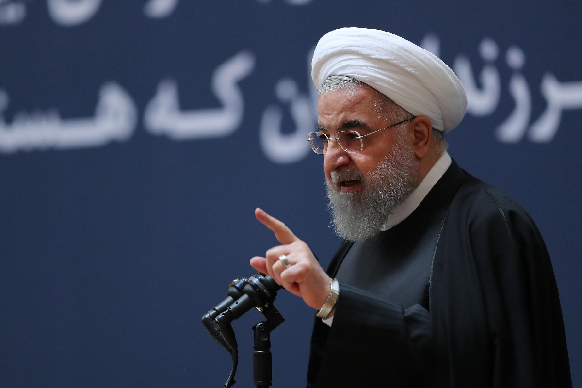 Ruhani'den muhafazakarla şok eleştiri