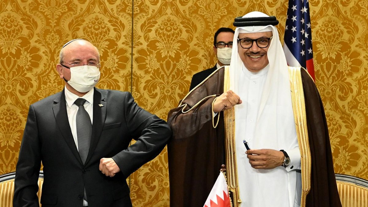Bahreyn, İsrail'e büyükelçi atadı