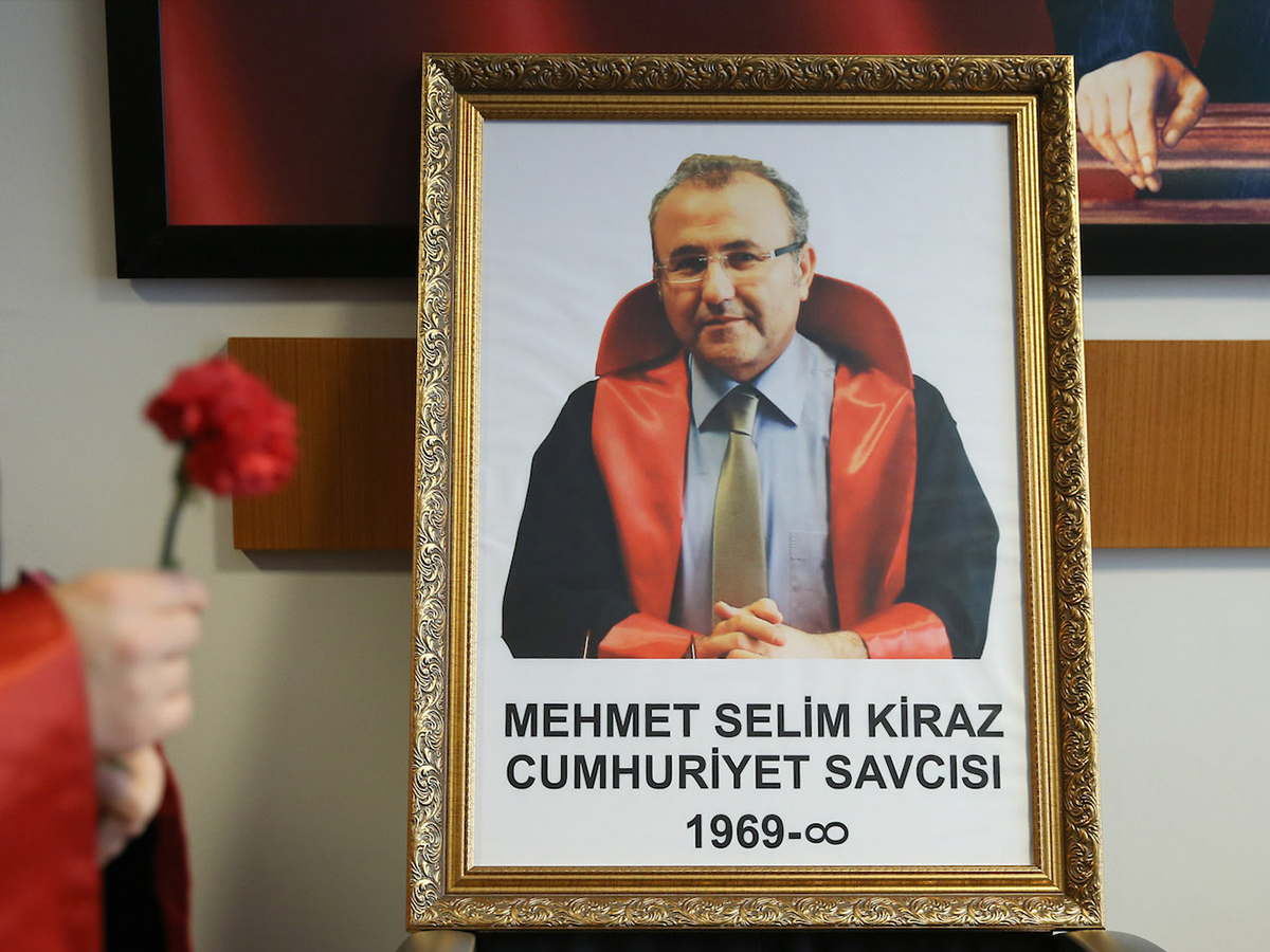 Mehmet Selim Kiraz kimdir. Mehmet Selim Kiraz neden öldü. Savcı Mehmet Selim Kiraz’ın hayatı