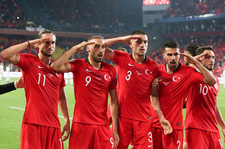 Türkiye, FIFA dünya sıralamasında 3 sıra yükseldi