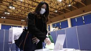 Korona virüs gölgesinde 3 ülke seçime hazırlanıyor