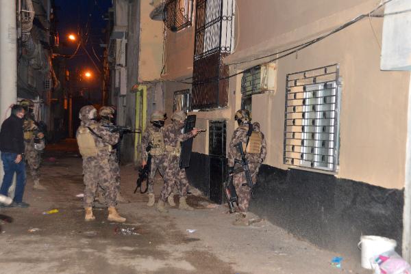 Adana'da şafak vakti IŞİD baskını