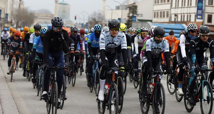 56. Cumhurbaşkanlığı Türkiye bisiklet turu devam ediyor