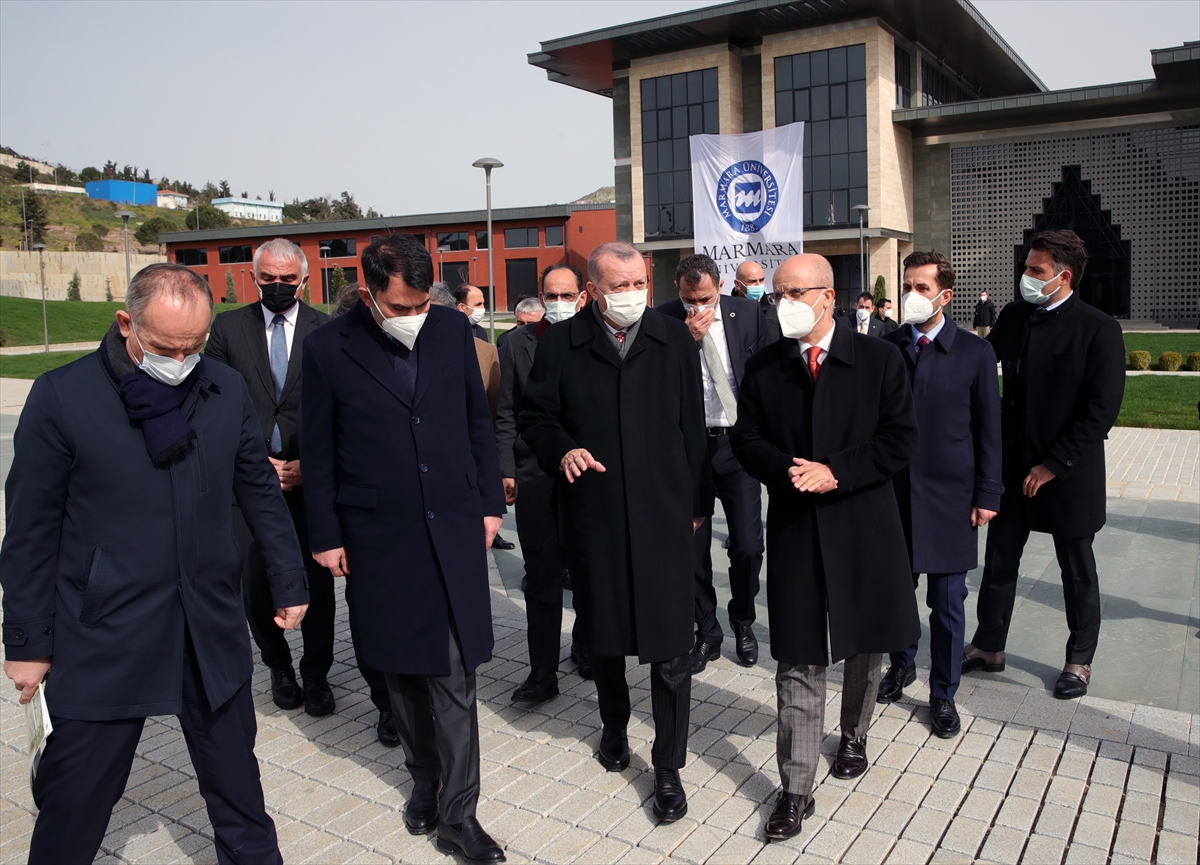 Erdoğan, Marmara Üniversitesi Recep Tayyip Erdoğan Külliyesi inşaatını inceledi