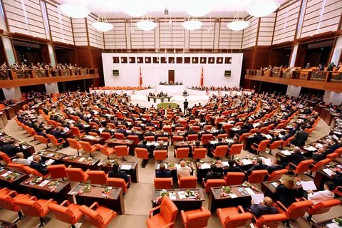 20 milletvekilinin 22 dokunulmazlık dosyası mecliste