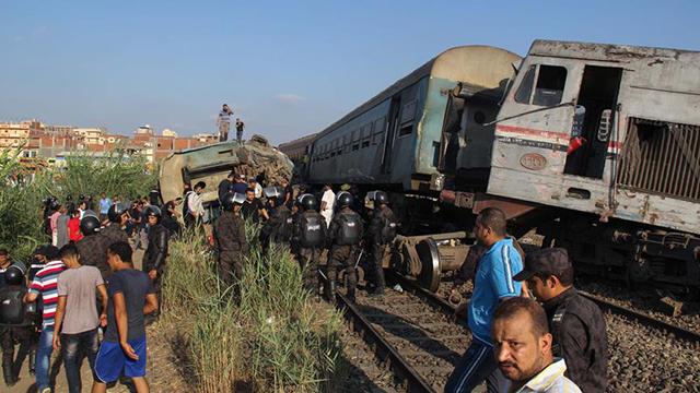 Tren kazasında ölü sayısı 23'e yükseldi