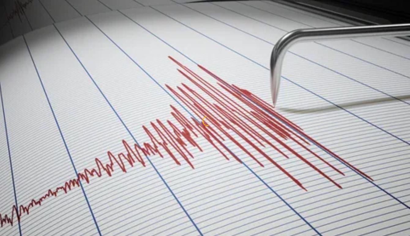 Oniki Adalar'da deprem