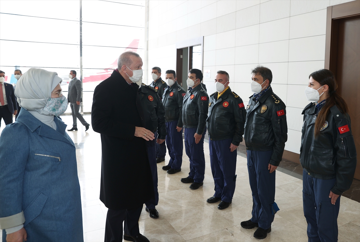 Cumhurbaşkanı Erdoğan pilotları tebrik etti