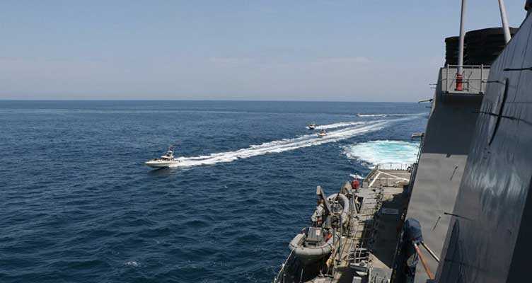 ABD devriye gemisinden İran tarafına uyarı ateşi