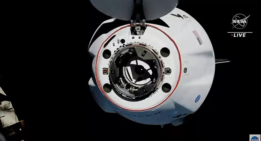 NASA ve SpaceX astronotlarının dünyaya inişi ertelendi