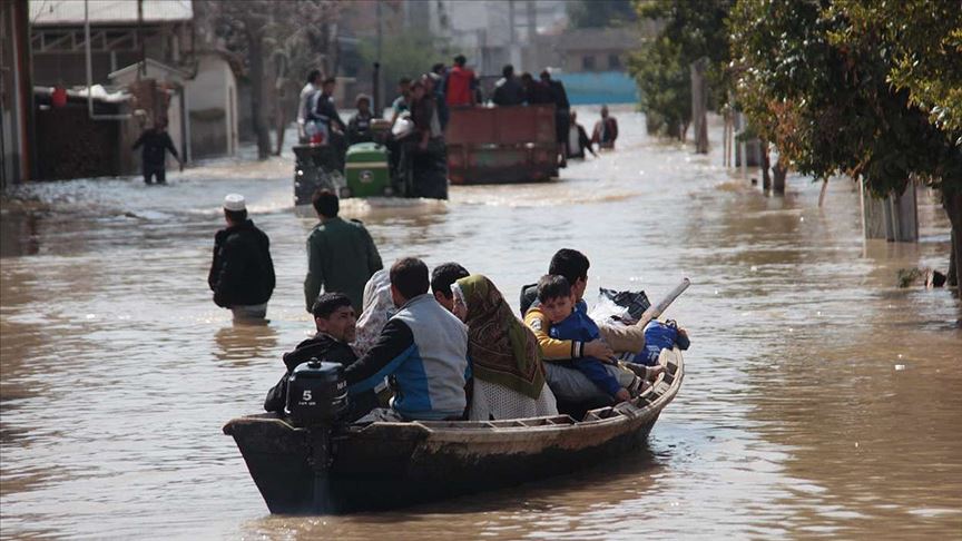 İran'da sel felaketi: 10 ölü