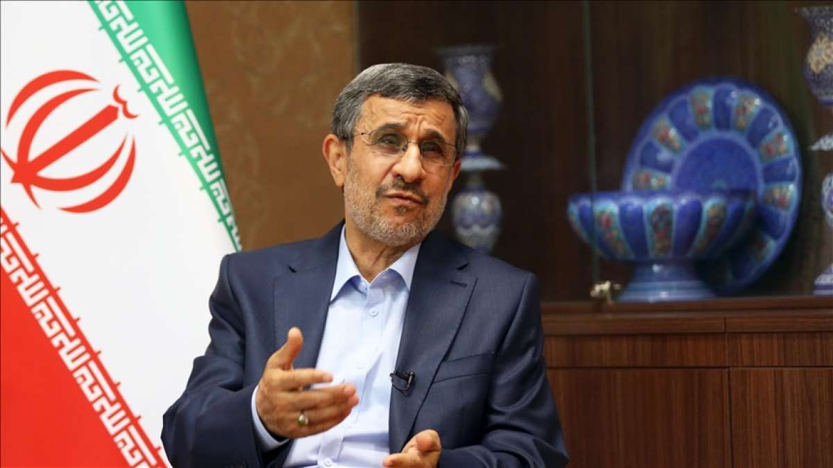 Eski İran lideri Ahmedinejad yeniden cumhurbaşkanı adayı