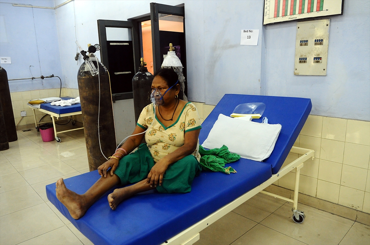 Hindistan'da 4077 kişi daha koronadan hayatını kaybetti