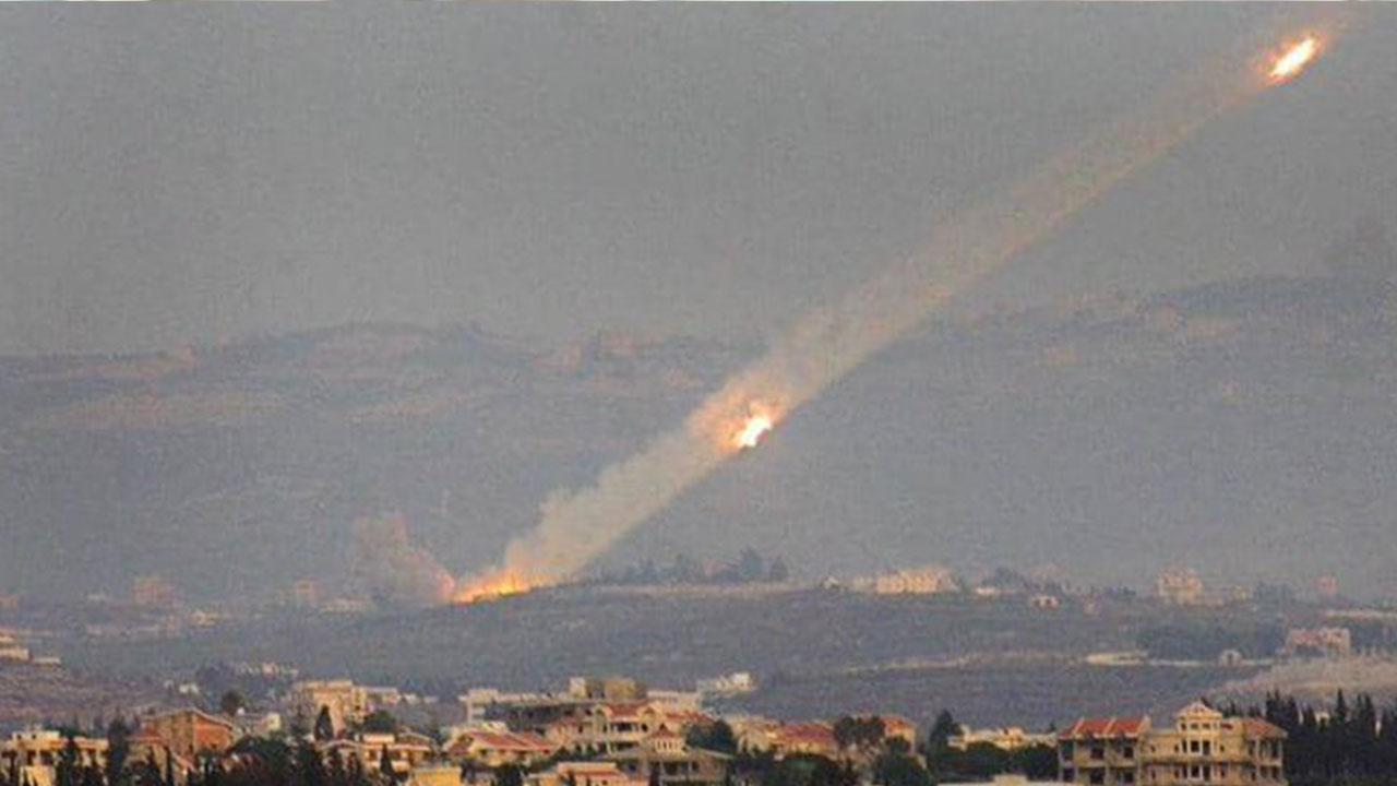 Lübnan'dan İsrail'e dört roket atıldı