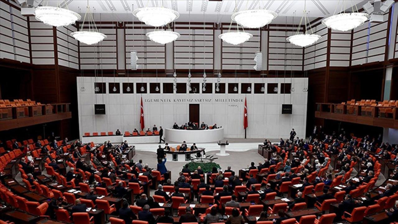 AKP 'mini infaz' paketini Meclis Başkanlığı’na sundu