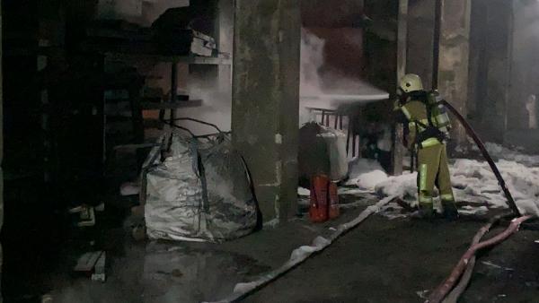 Bursa'da döküm fabrikasının kazanı patladı, yangın çıktı
