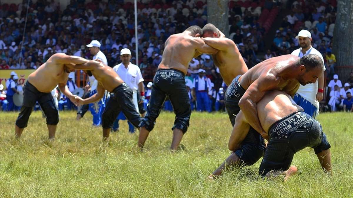 Tarihi Kırkpınar Yağlı Güreşleri ertelendi