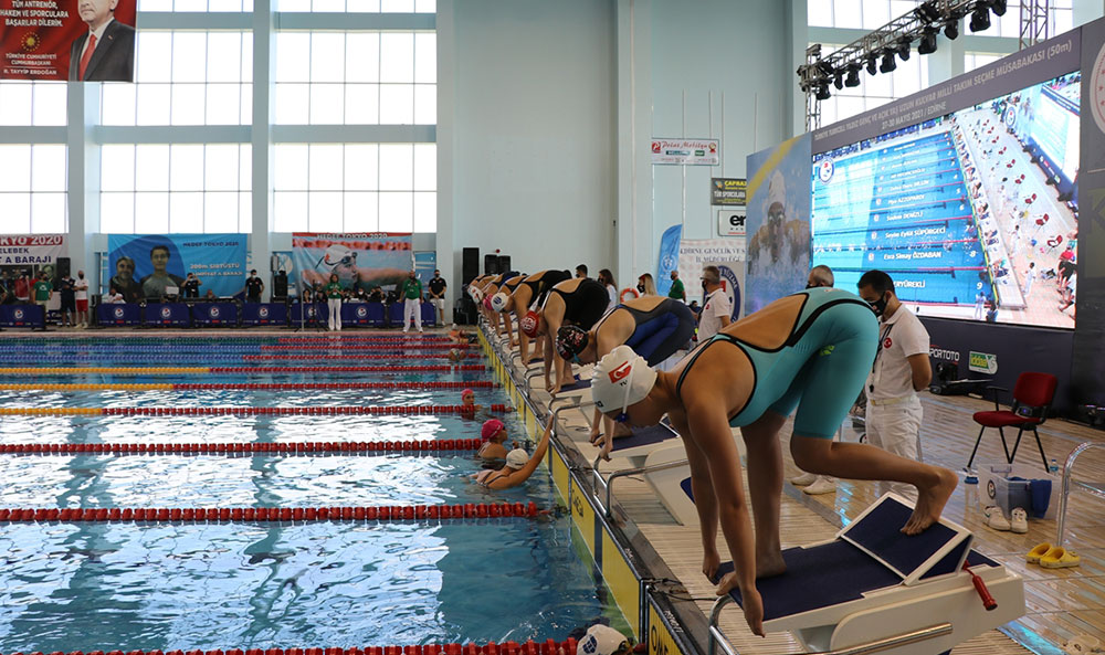 8 yüzücü Tokyo Olimpiyatları'na katılmaya hak kazandı