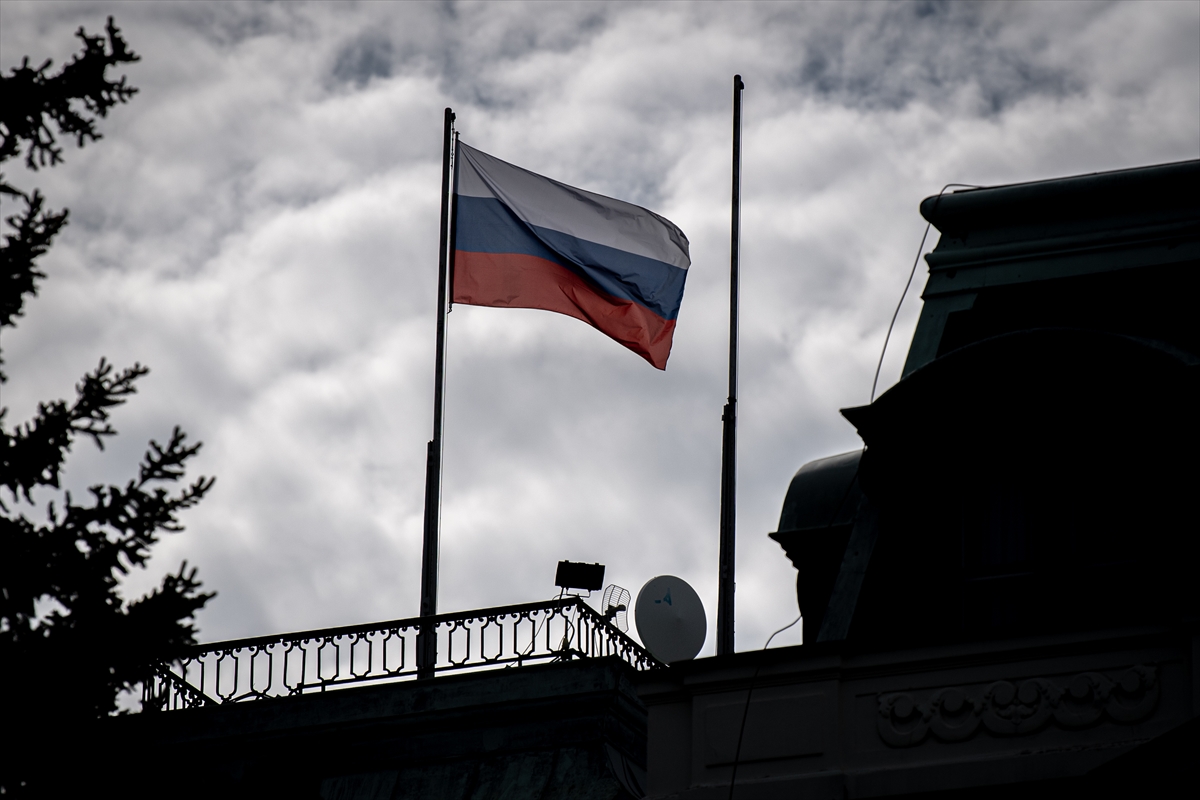 Rusya’dan Çekya’ya yanıt: 20 kişi sınır dışı edildi