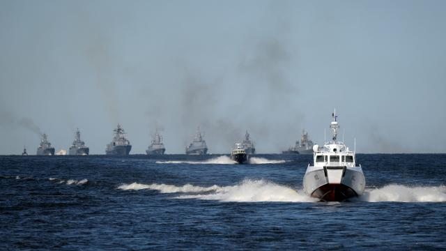 Rus donanması Pasifik Okyanusu’nda tatbikat düzenliyor