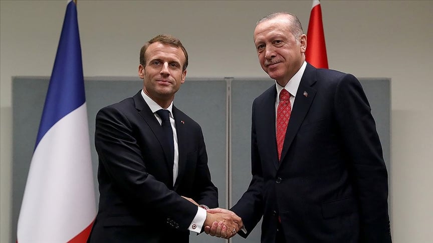 Erdoğan Macron'la bir araya geldi
