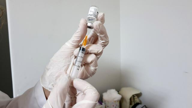 Günlük 1 milyondan fazla aşı uygulandı