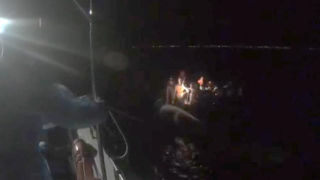 Yunanistan geri itti, 121 kaçak göçmeni Türkiye kurtardı