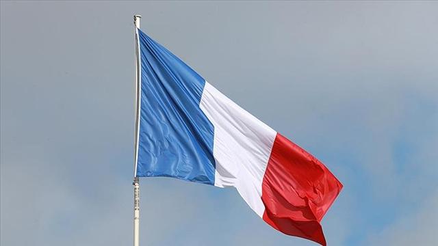 Fransa'da ayrılıkçı yasa tasarısı yeniden onaylandı