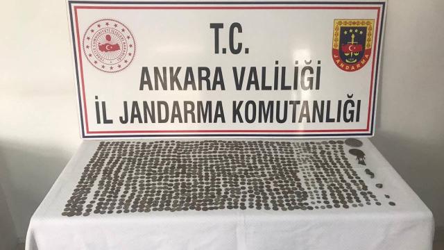 Ankara'da tarihi eser operasyonu: 1016 sikke ele geçirildi