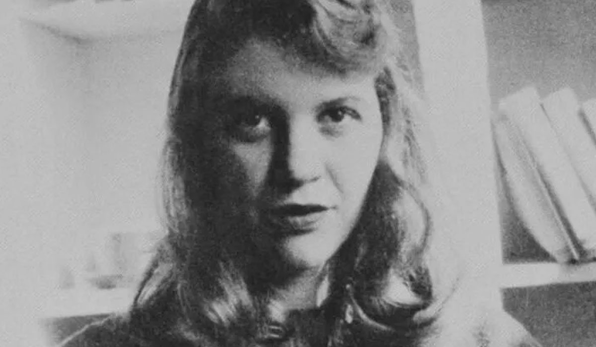 Sylvia Plath’in kocasına yazdığı aşk mektupları satışa çıktı