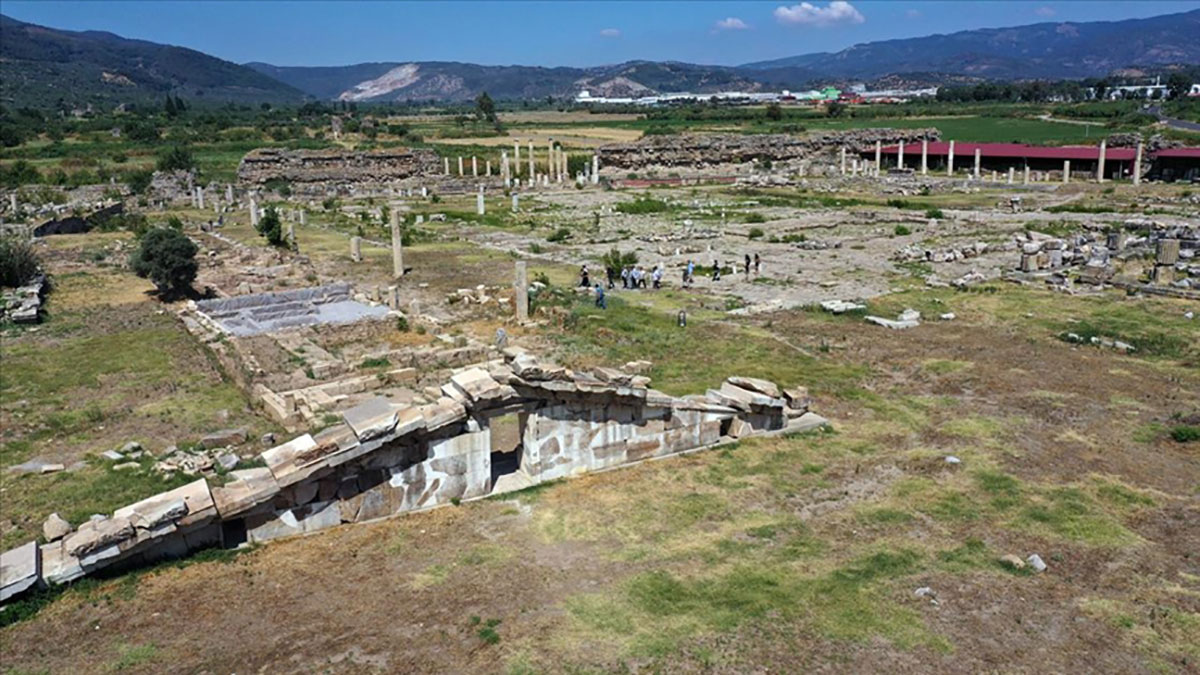 Arkeolojik çalışmalarda hedef Zeus tapınağı