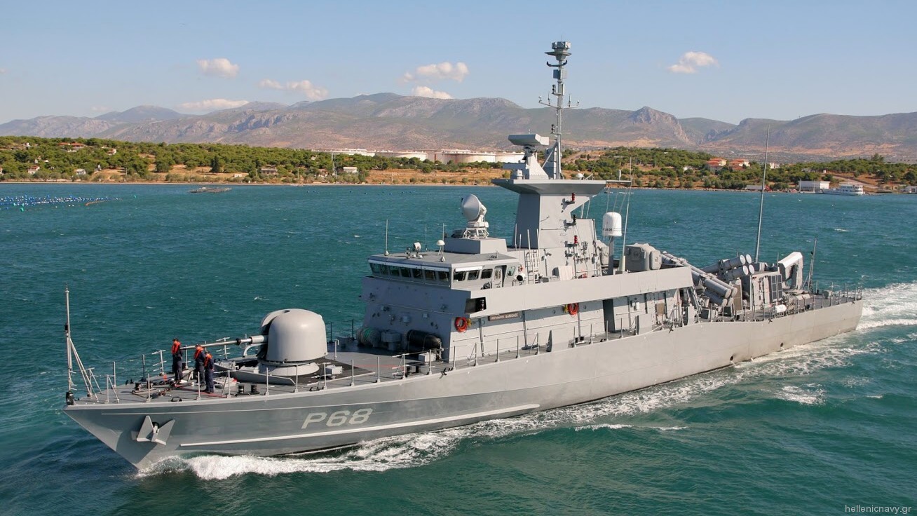 Karadeniz’e giren Yunan hücumbotunu Rus Donanması takibe aldı