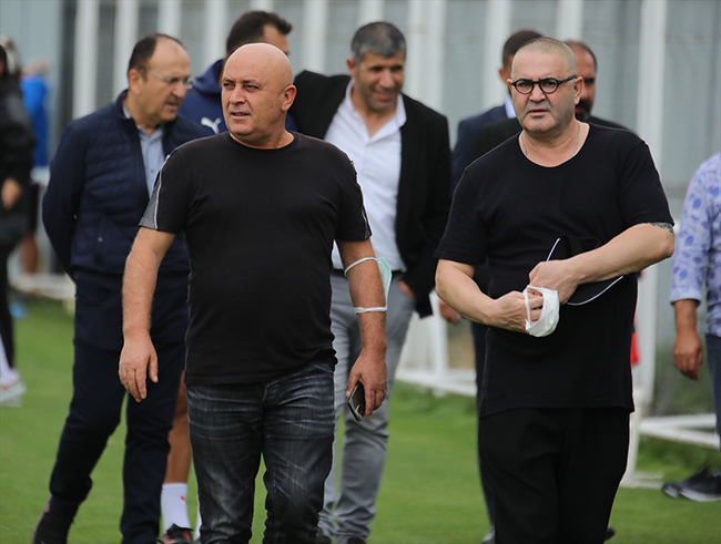 Şafak Sezer’den Sivasspor'a ziyaret