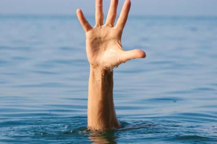 Beykoz'da serinlemek için denize giren kişi boğuldu